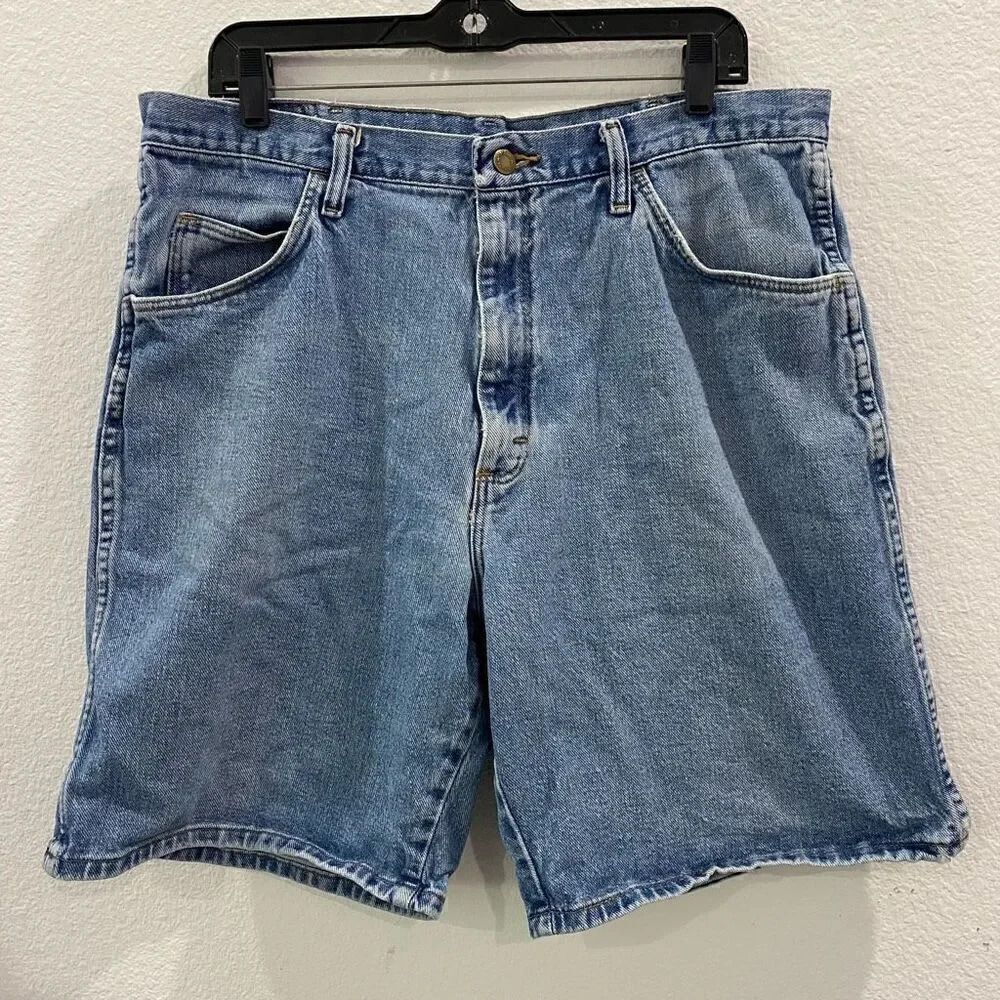 Wrangler Denim Shorts Size 36
